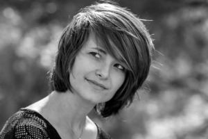 Un modèle photo discret.